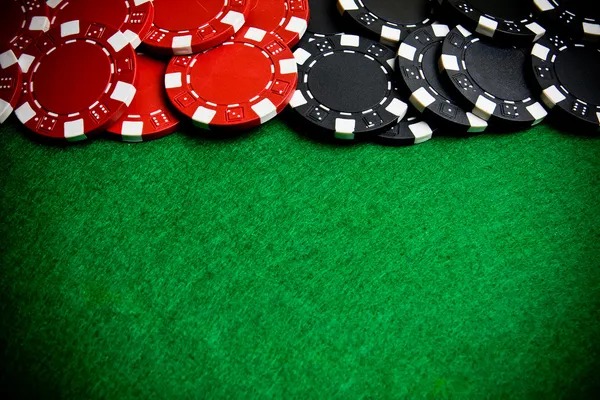 Live dealer video feed showing Sakong card dealing in real time